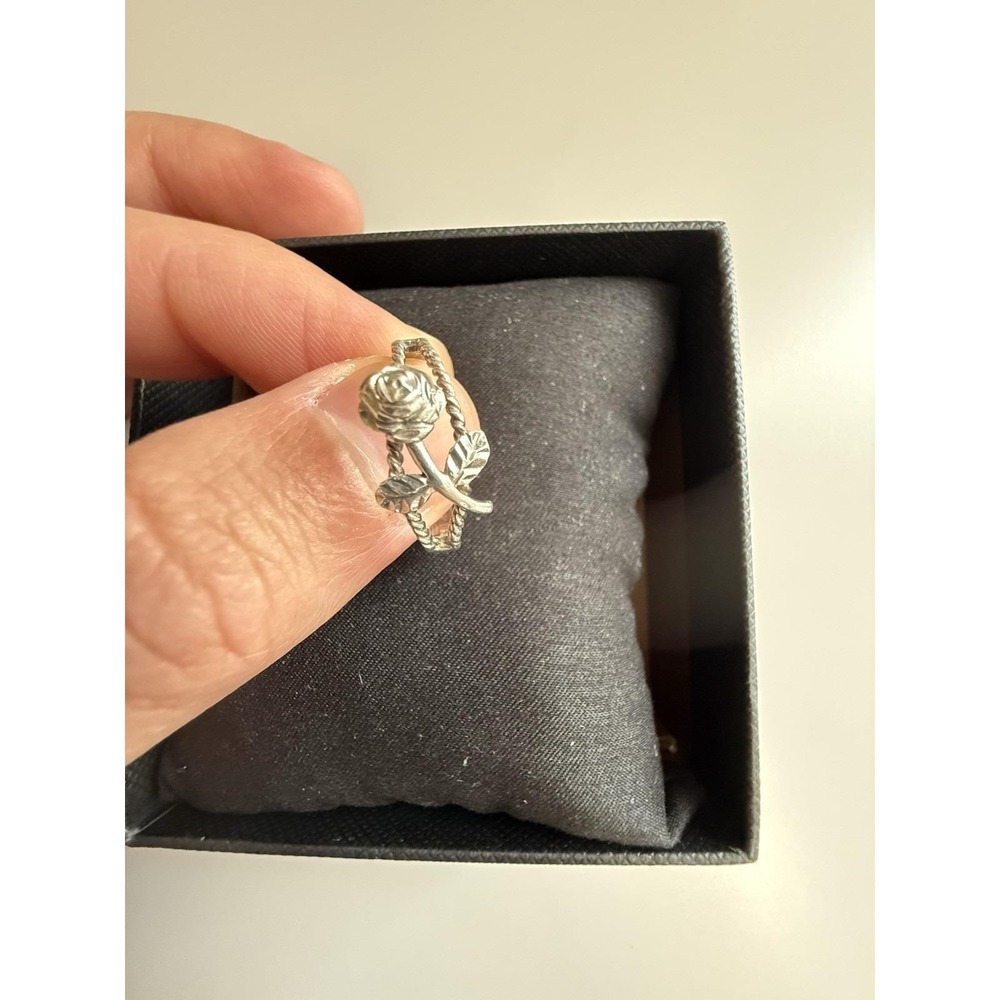 Vintage Sterling Silver Rose Ring with Twisted Band Size 8 2.6g